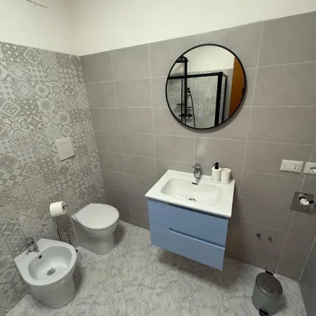 Casa Dulce Casa - Bright Flat With Balcony 2 Baths 2 Beds Scafa