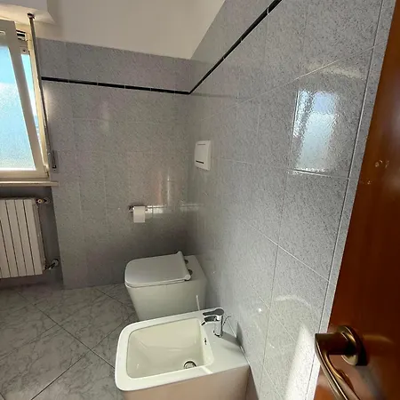 Casa Dulce Casa - Bright Flat With Balcony 2 Baths 2 Beds